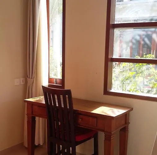 Tunjung Sari 2*